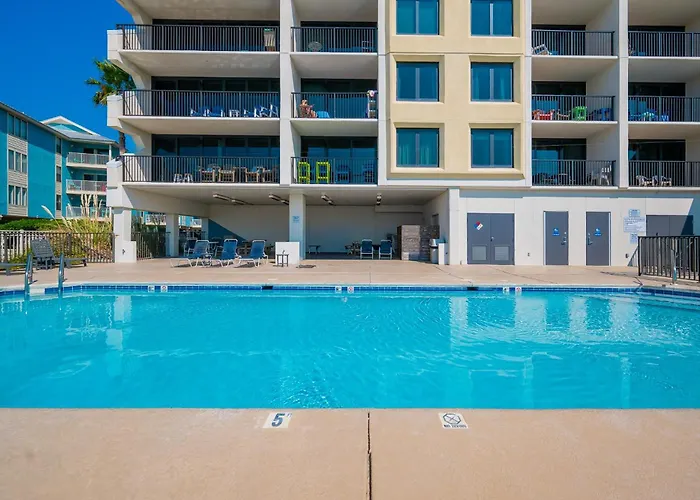 Apartment Island Winds West 871 *