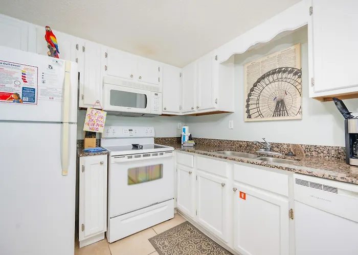 Island Winds West 871 Apartment