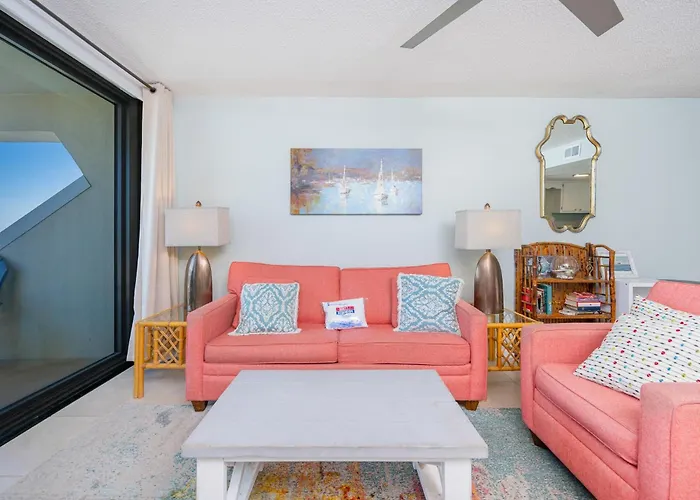 Apartment Island Winds West 871
