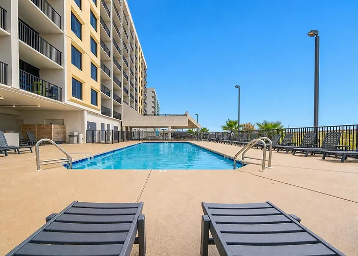 Apartment Island Winds West 871